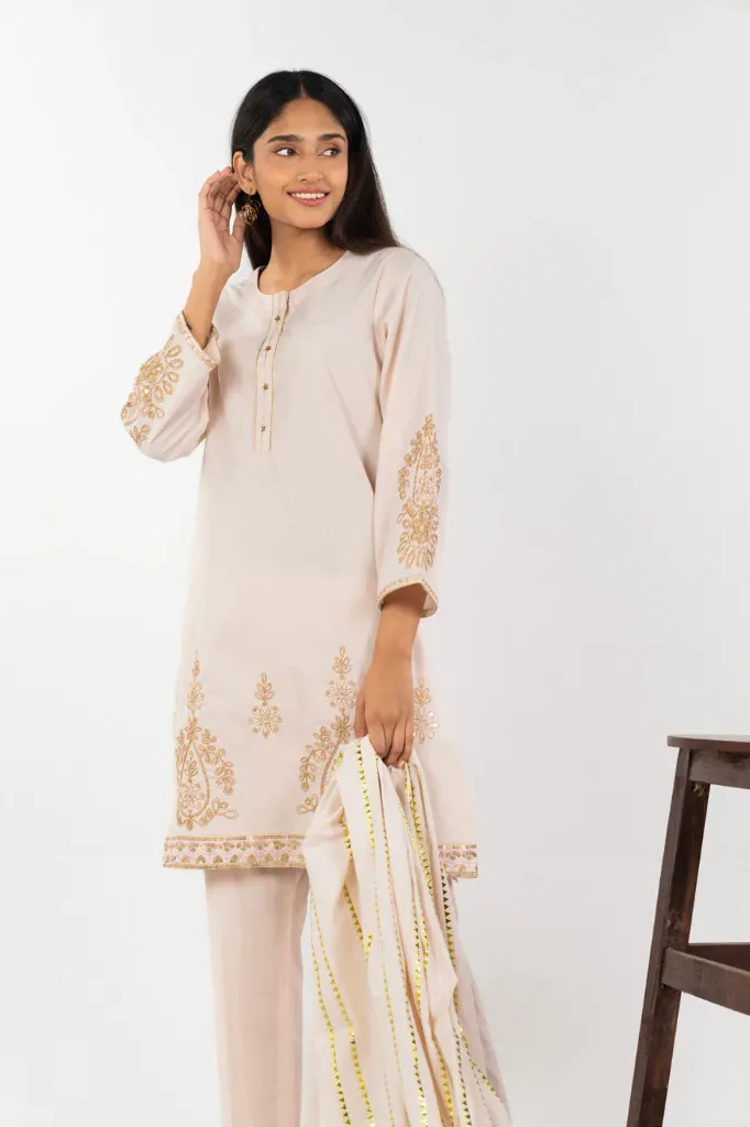 imgi_2_FDE2P25-5-329_2_42baaccc-f76f-4396-9997-2e6ab1bcf32d.webp