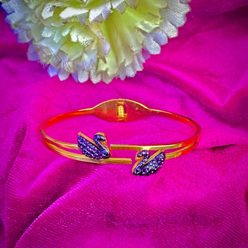 Swana Bracelet 